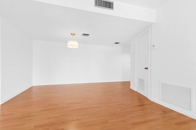 5951 Wellesley Park Drive 304, Boca Raton, FL 33433