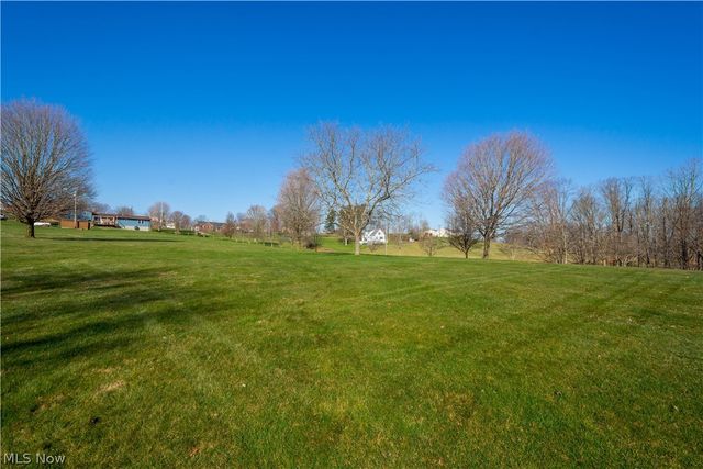 52 Hilda Circle, Bloomingdale, OH 43910