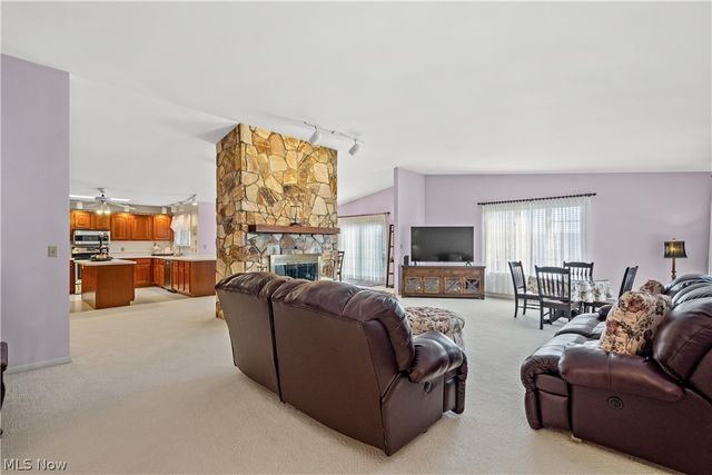 52 Hilda Circle, Bloomingdale, OH 43910