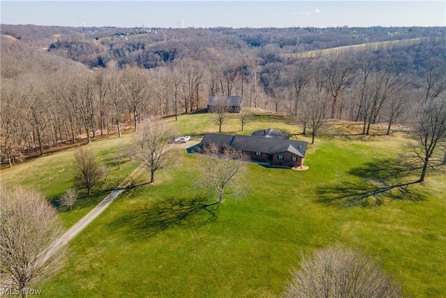 52 Hilda Circle, Bloomingdale, OH 43910