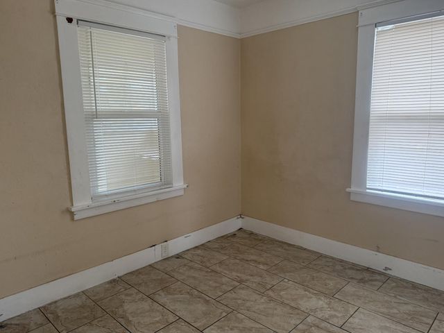 116 Floto Way, Modesto, CA 95354