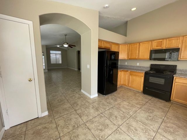 1803 N 88th Avenue, Phoenix, AZ 85037
