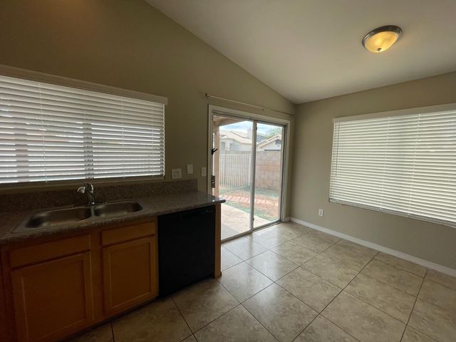 1803 N 88th Avenue, Phoenix, AZ 85037