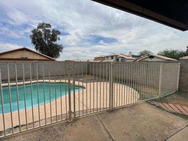 1803 N 88th Avenue, Phoenix, AZ 85037