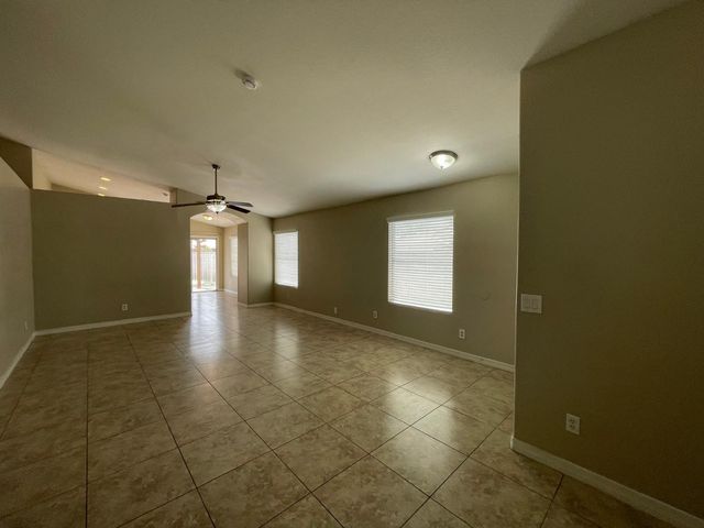 1803 N 88th Avenue, Phoenix, AZ 85037