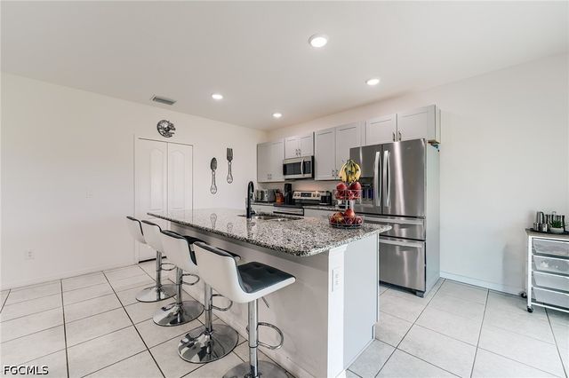 3320 NW 4th TER, Cape Coral, FL 33993