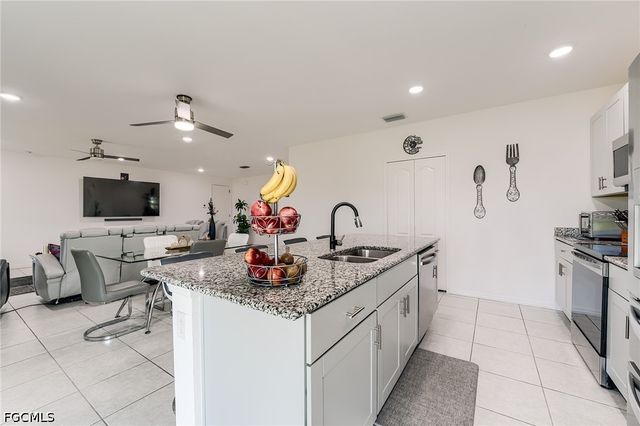 3320 NW 4th TER, Cape Coral, FL 33993