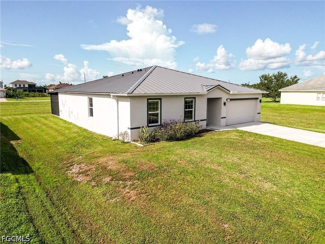 3320 NW 4th TER, Cape Coral, FL 33993