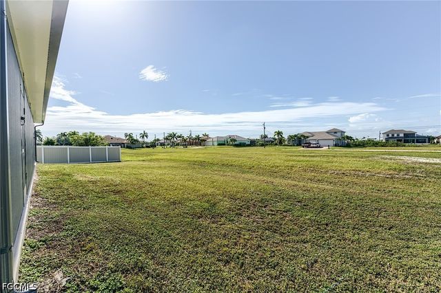 3320 NW 4th TER, Cape Coral, FL 33993
