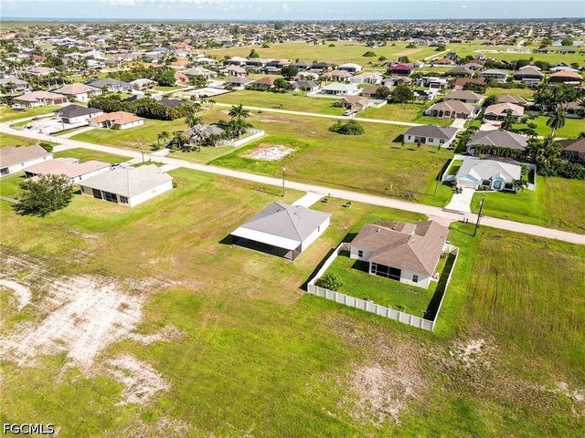 3320 NW 4th TER, Cape Coral, FL 33993