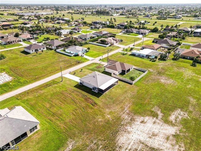 3320 NW 4th TER, Cape Coral, FL 33993