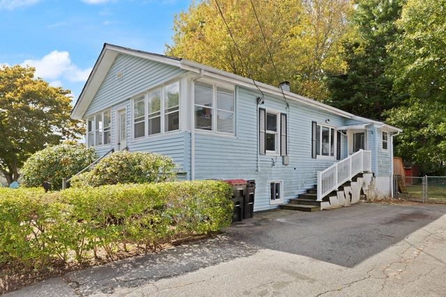 75 Sterling Ave, Brockton, MA 02305