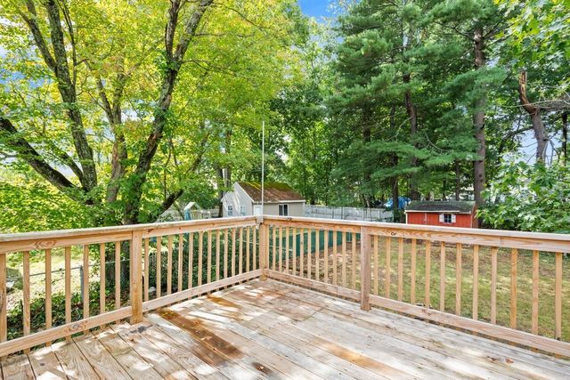 75 Sterling Ave, Brockton, MA 02305