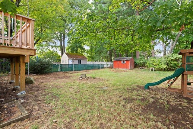 75 Sterling Ave, Brockton, MA 02305