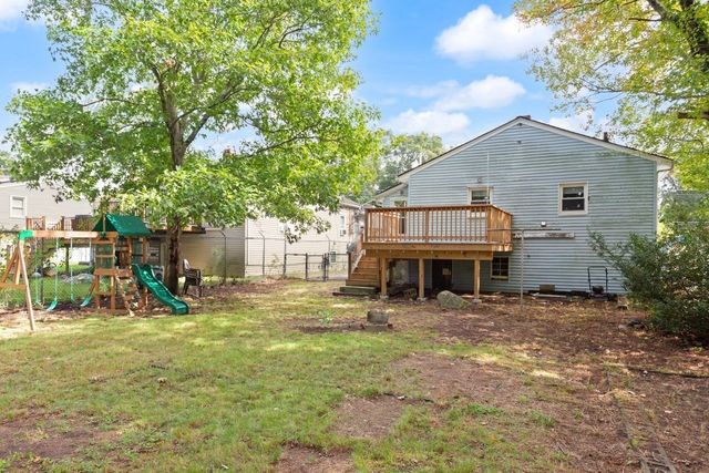 75 Sterling Ave, Brockton, MA 02305