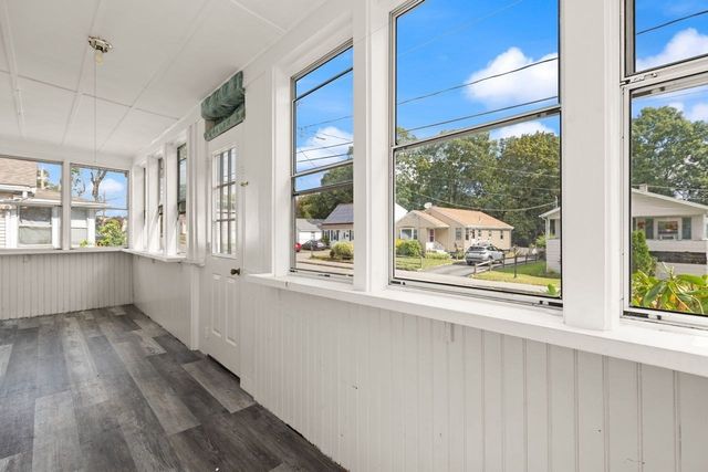 75 Sterling Ave, Brockton, MA 02305