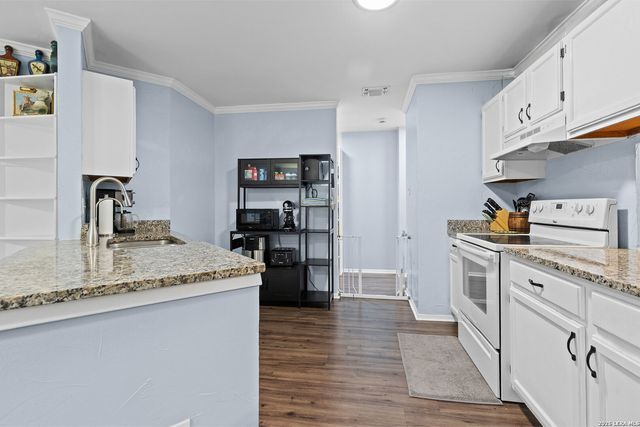 6970 Country Dawn, San Antonio, TX 78240