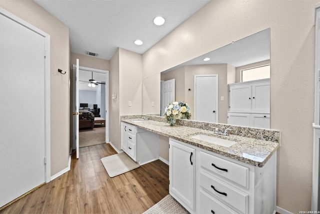 6970 Country Dawn, San Antonio, TX 78240