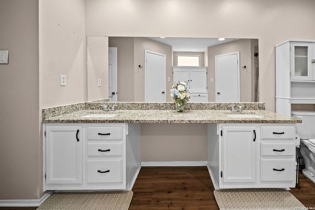 6970 Country Dawn, San Antonio, TX 78240