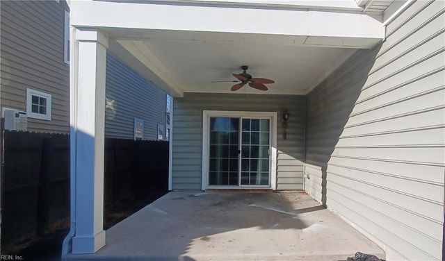 342 Harmony DR, Portsmouth, VA 23701