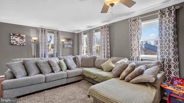 480 WORTHINGTON RD, Millersville, MD 21108