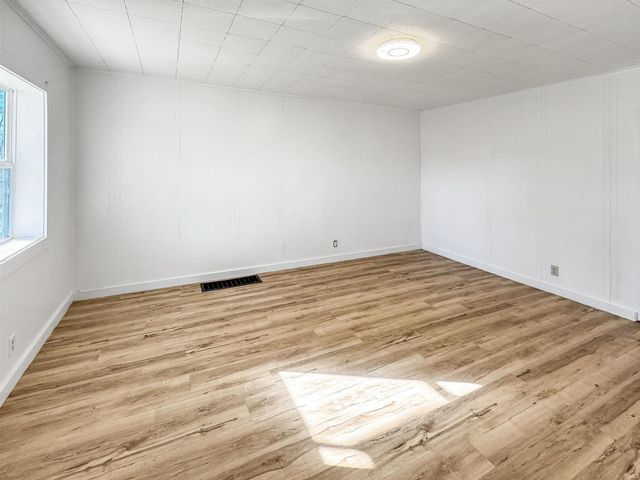 656 E Oregon Street, Evansville, IN 47711