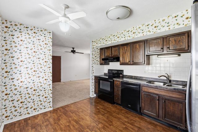 408 Mayfair Drive, Wilmington, OH 45177