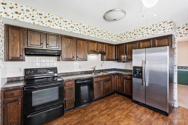 408 Mayfair Drive, Wilmington, OH 45177