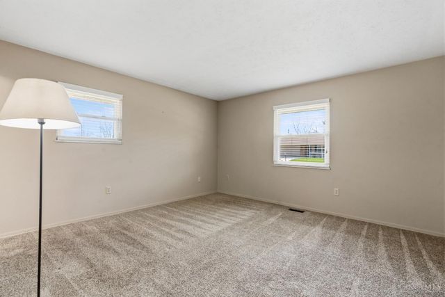 408 Mayfair Drive, Wilmington, OH 45177