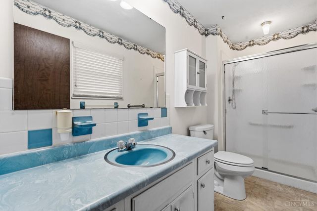 408 Mayfair Drive, Wilmington, OH 45177