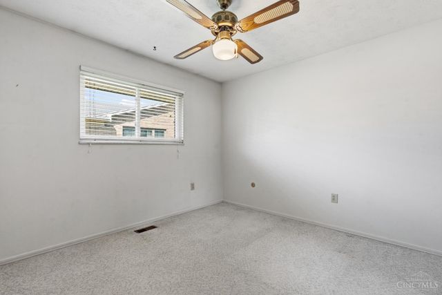 408 Mayfair Drive, Wilmington, OH 45177