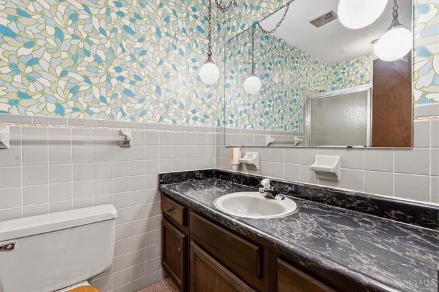 408 Mayfair Drive, Wilmington, OH 45177