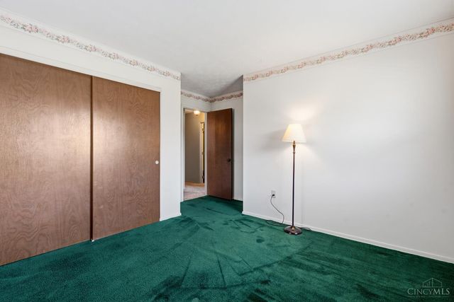 408 Mayfair Drive, Wilmington, OH 45177