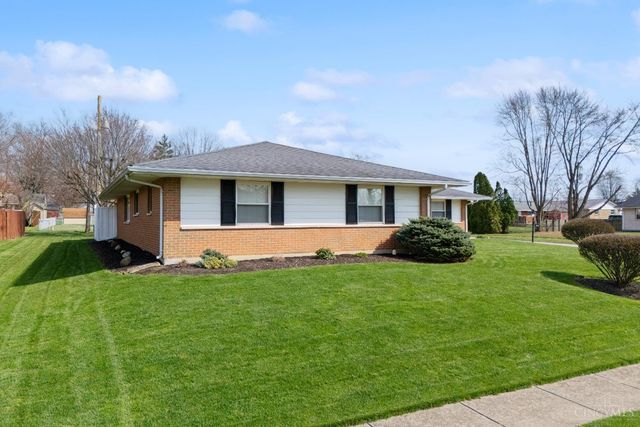 408 Mayfair Drive, Wilmington, OH 45177
