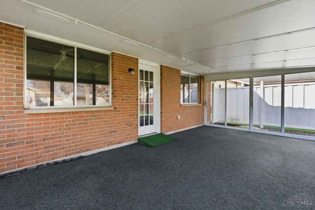 408 Mayfair Drive, Wilmington, OH 45177