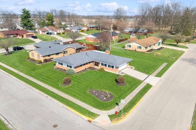 408 Mayfair Drive, Wilmington, OH 45177