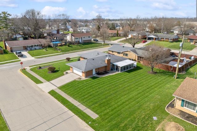 408 Mayfair Drive, Wilmington, OH 45177