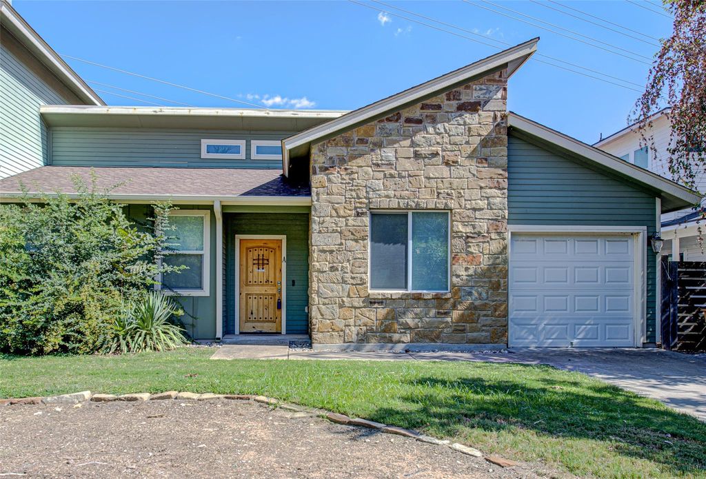 1123 Walton LN A, Austin, TX 78721