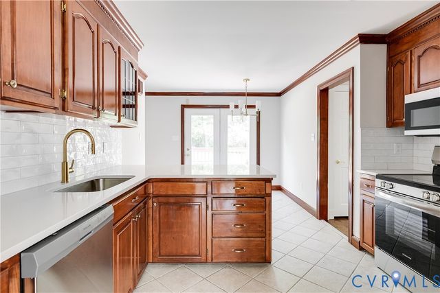 8505 Sedgemoor Dr, Henrico, VA 23228
