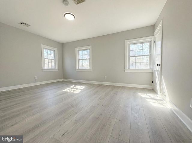 109 ACRES DR, Hamilton, NJ 08690