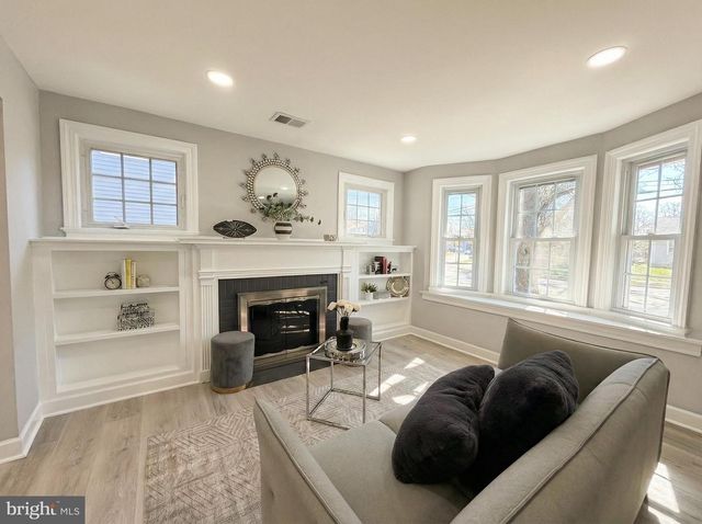 109 ACRES DR, Hamilton, NJ 08690