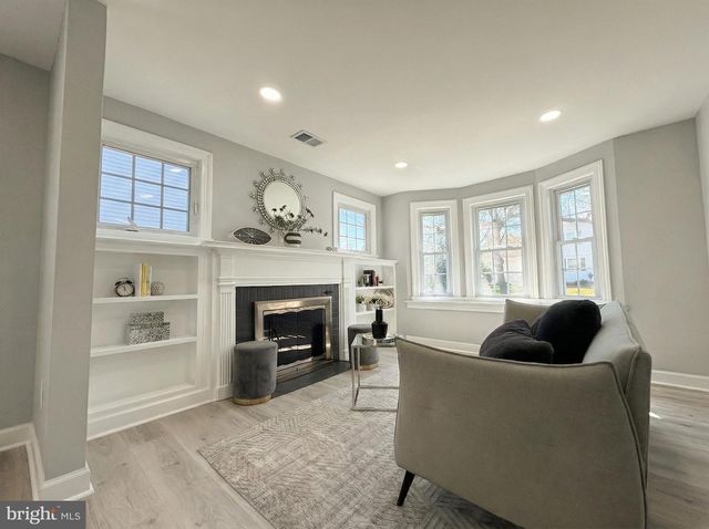 109 ACRES DR, Hamilton, NJ 08690