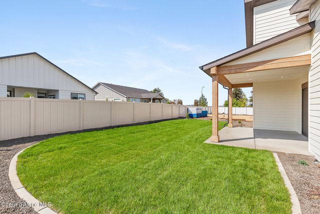 2448 E Salvation CT, Post Falls, ID 83854