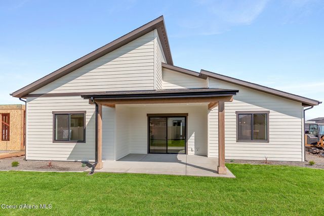 2448 E Salvation CT, Post Falls, ID 83854