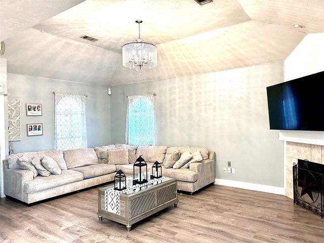 34534 Park View, Brookshire, TX 77423