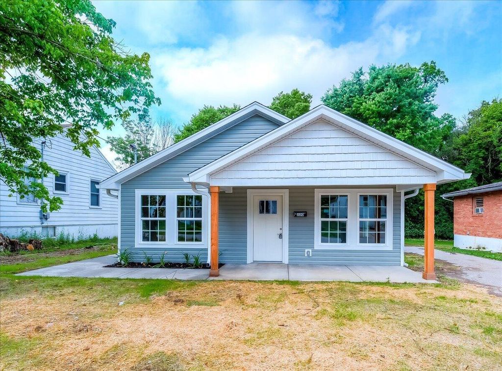 120 Elizabeth Street, Frankfort, KY 40601