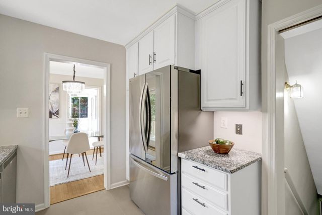 7107 COVENTRY RD, Alexandria, VA 22306