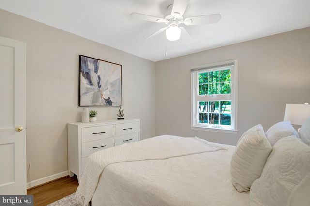 7107 COVENTRY RD, Alexandria, VA 22306