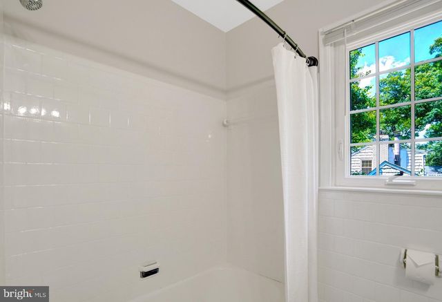 7107 COVENTRY RD, Alexandria, VA 22306