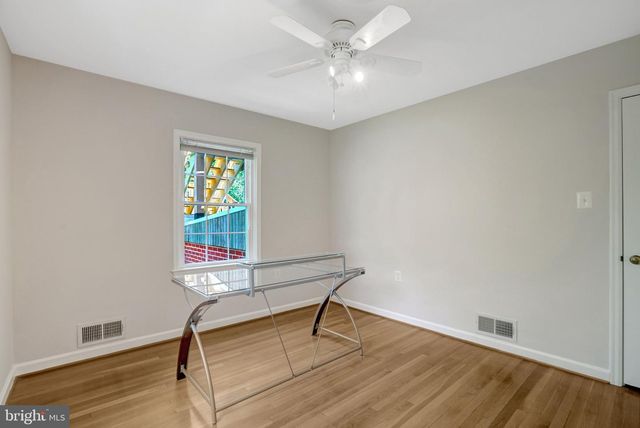 7107 COVENTRY RD, Alexandria, VA 22306
